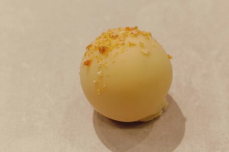 Alkmaarse kogel  lemon cheesecake cr&egrave;me